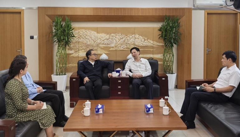 中國社會科學院香港中國學術研究院來我院（聯(lián)）調研座談