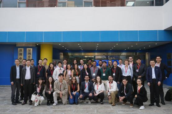 哈佛大學(xué)肯尼迪學(xué)院學(xué)生訪華團(tuán)來我院（聯(lián)）交流座談
